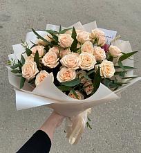 Букет Кремовые розы Латте в Киришах